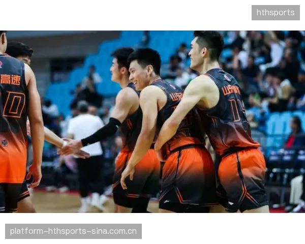 CBA球员压哨三分逆转乾坤：赛场传奇即将上演